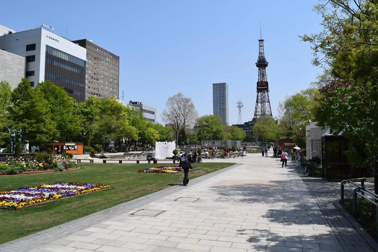 5-1観光スポット【大通公園】徒歩1分のサービスアパートメントsapporo大通西 contacts